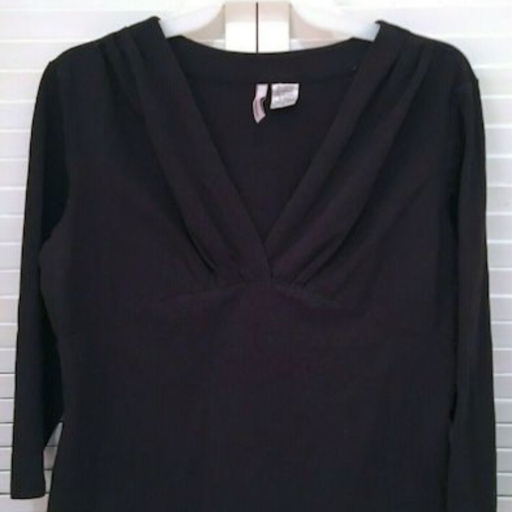 TWO STAR DOG BLACK V NECK LONG SLEEVE SHIRT LARGE